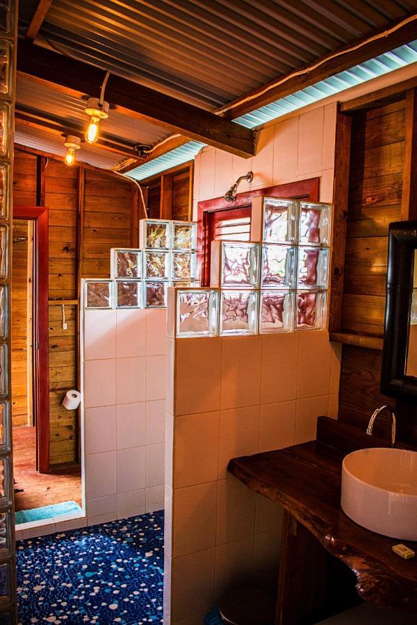 Hotel The Sea Monkey Bocas del Toro Zewnętrze zdjęcie