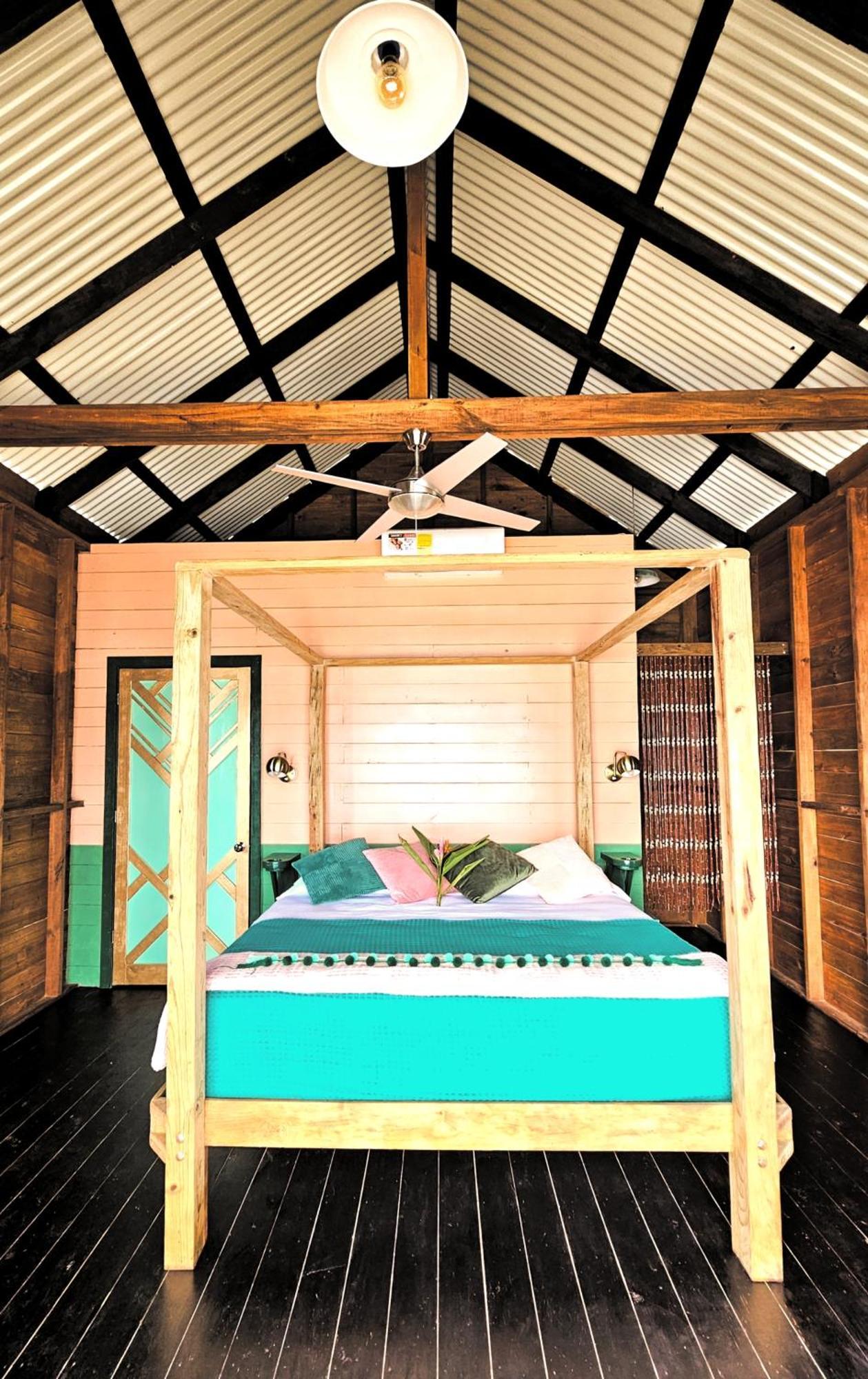 Hotel The Sea Monkey Bocas del Toro Zewnętrze zdjęcie