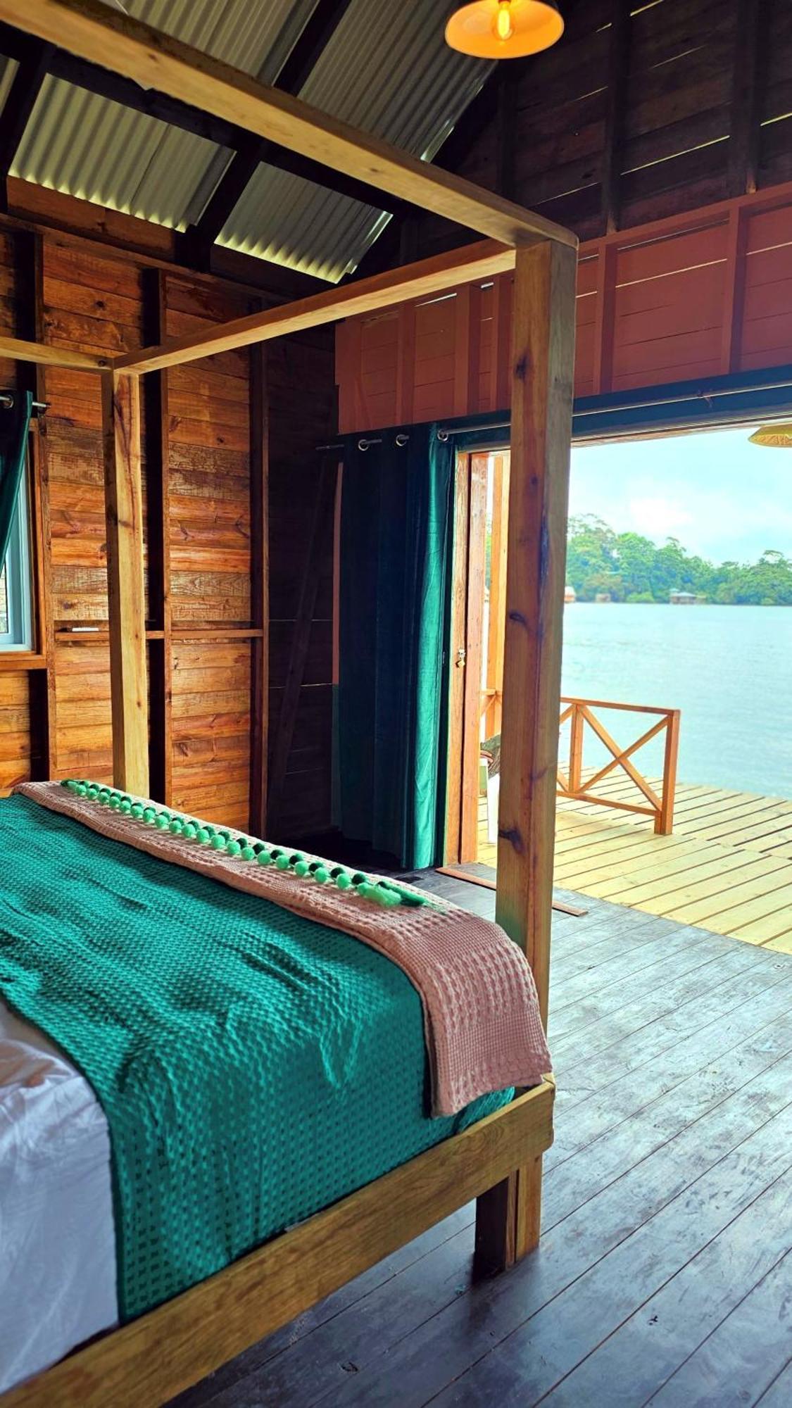 Hotel The Sea Monkey Bocas del Toro Zewnętrze zdjęcie